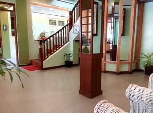 thumbnail: Lobby sitting area