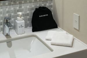 thumbnail: Bathroom