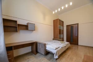thumbnail: In-room dining
