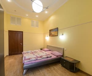 thumbnail: In-room dining