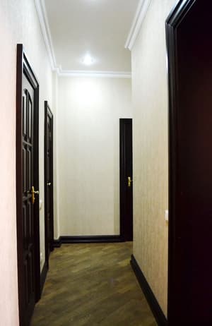 thumbnail: Hallway