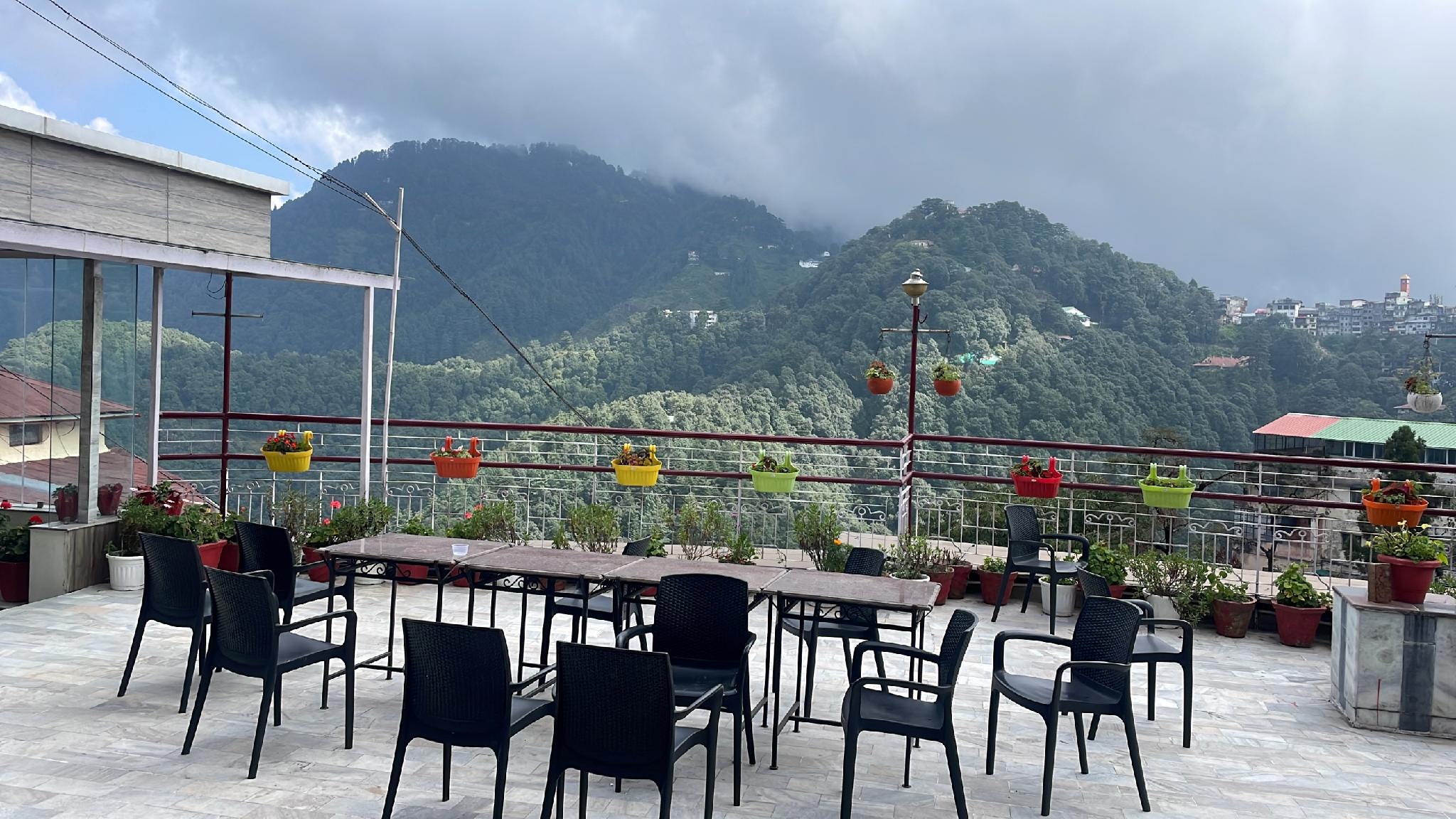 Restaurant-cafeteria