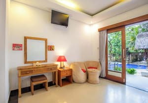 thumbnail: Living area