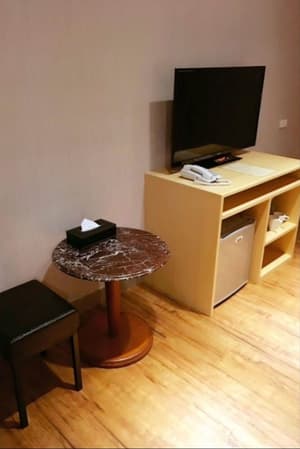 thumbnail: Room