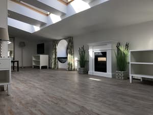 thumbnail: Interior