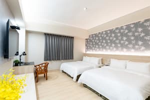thumbnail: Room
