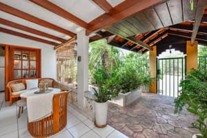 thumbnail: Terrace/patio