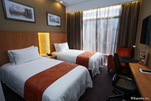thumbnail: Room