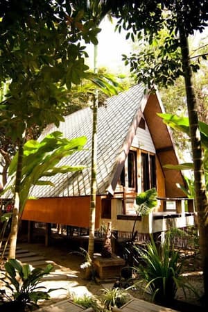 thumbnail: Front of property