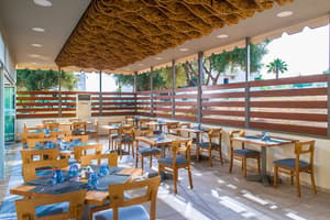 thumbnail: Breakfast area