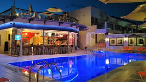 thumbnail: Poolside bar