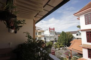 thumbnail: General view
