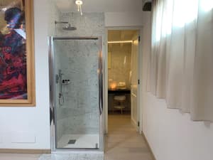 thumbnail: Bathroom shower