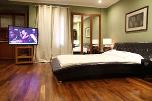 thumbnail: Lounge