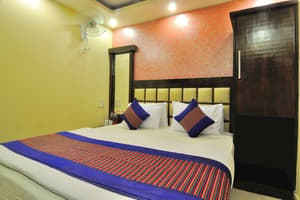 thumbnail: Room