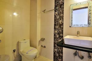 thumbnail: Bathroom