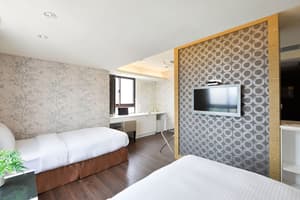 thumbnail: Room