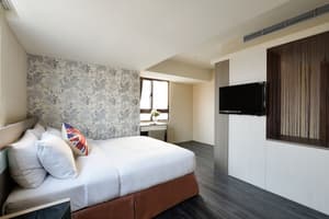 thumbnail: Room