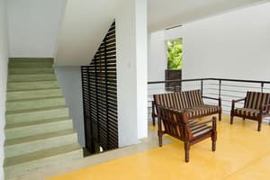 thumbnail: Staircase