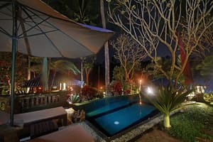 thumbnail: Outdoor pool