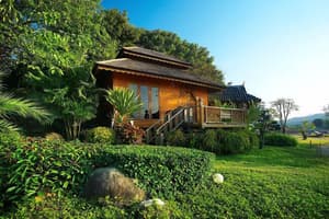 thumbnail: Outdoor wedding area