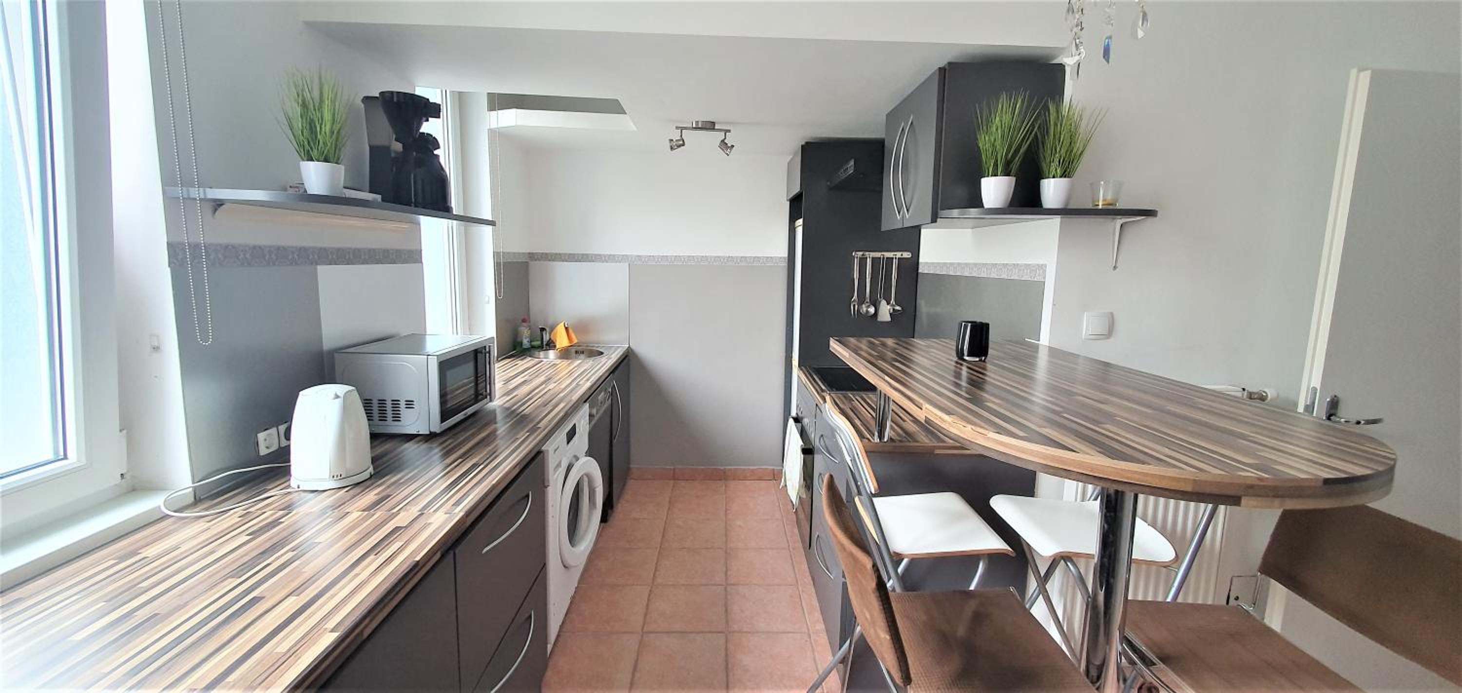 Restaurant-cafeteria