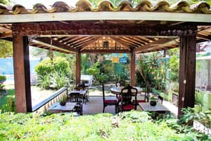 thumbnail: Restaurant