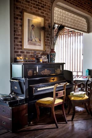 thumbnail: Interior