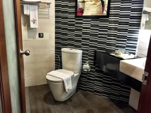thumbnail: Bathroom