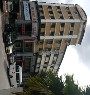 thumbnail: Exterior