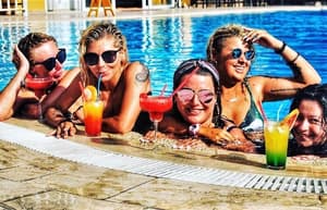 thumbnail: Pool