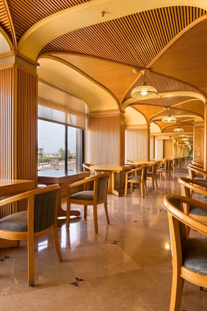 thumbnail: Restaurant