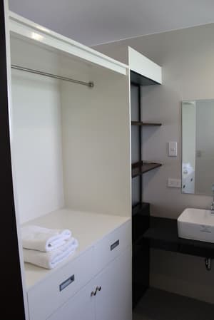 thumbnail: Bathroom amenities