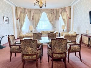 thumbnail: Interior detail