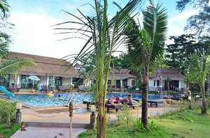 thumbnail: Outdoor pool