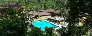 thumbnail: Outdoor pool