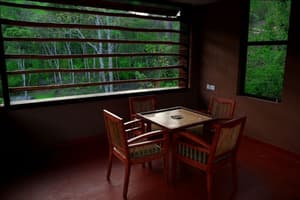 thumbnail: In-room dining