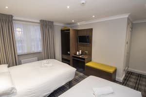 thumbnail: Room