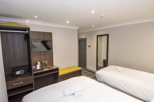 thumbnail: Room