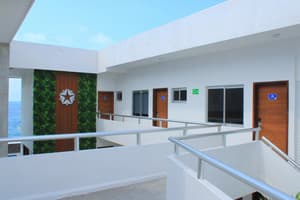 thumbnail: Exterior