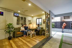 thumbnail: Lobby sitting area