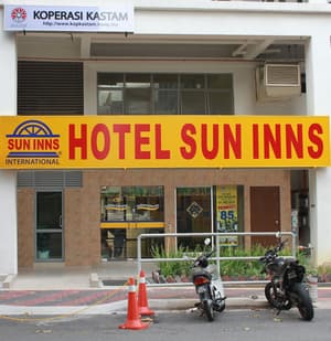 thumbnail: Front of property