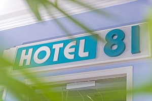 Hotel 81 Cosy