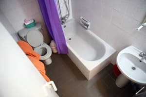 thumbnail: Bathroom