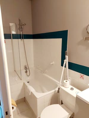 thumbnail: Bathroom