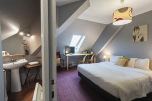 thumbnail: Room