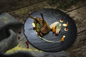 thumbnail: Restaurant