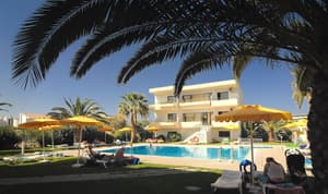 thumbnail: Outdoor pool