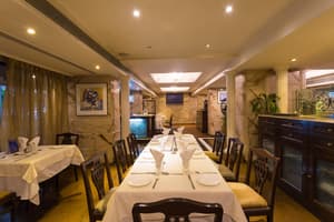 thumbnail: Restaurant
