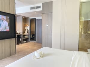 thumbnail: Room